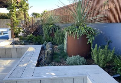 Coastal garden design Eastern Suburbs Sydney NSW. Vogue and Vine landscape Design Sydney